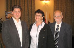From left: Stanislav Soloviev, Krystyna Kubiszyn, Wojciech Kowalski. Photo by Zenobia Kulik